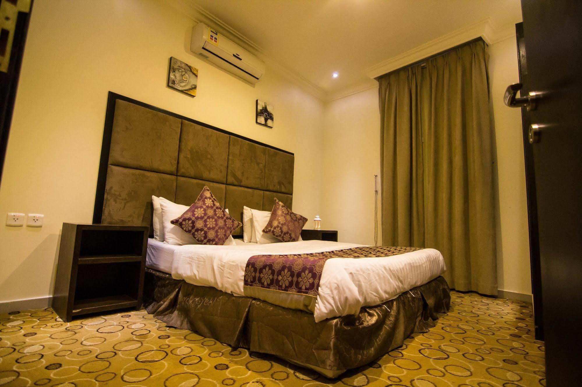 Al Makan Suites 101 By Al Azmy Riyadh Exterior photo